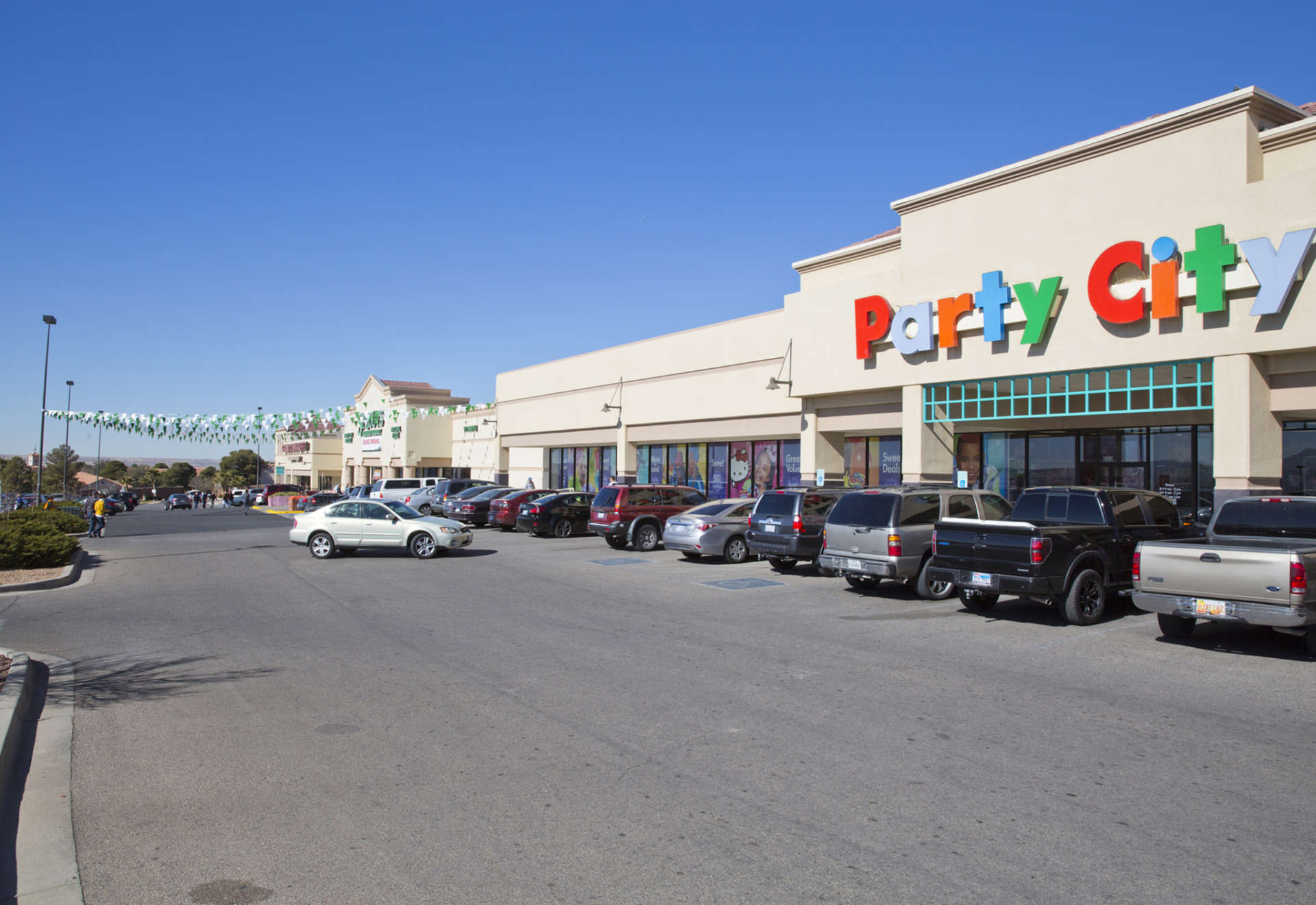 Address, Contact Information, & Hours of Operation for Party City Locations in Texas Party City is a privately held company in El Paso, TX and is a Single Location business. Categorized under Favors. Our records show it was established in and incorporated in Texas. Current estimates show this company has an annual revenue of and employs a staff of approximately